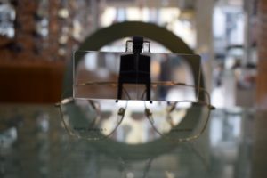 Βοηθήματα Χαμηλής Οράσης-12